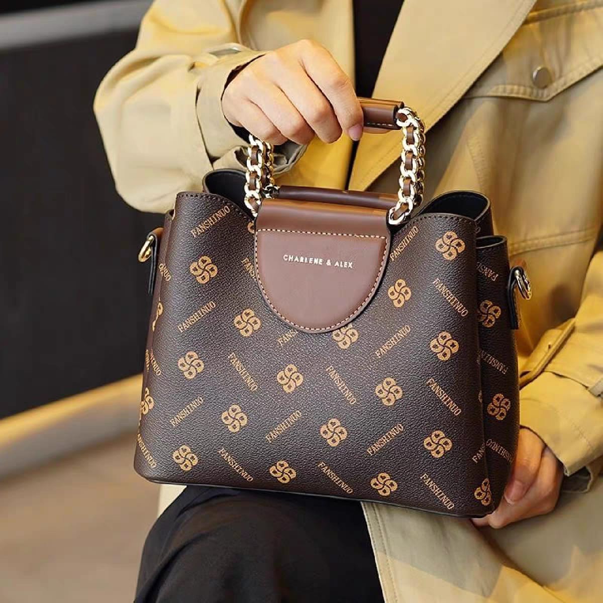 Best selling Trending Stylish best leather Ladies clutch hand bag